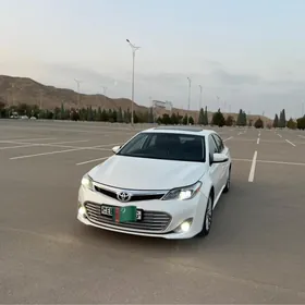 Toyota Avalon 2013