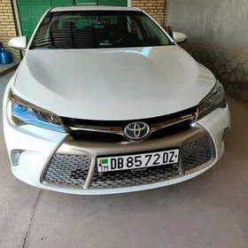 Toyota Camry 2016