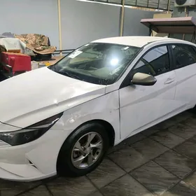 Hyundai Elantra 2021