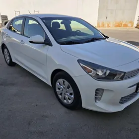 Kia Rio 2021
