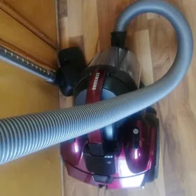 Пылесос "SAMSUNG"