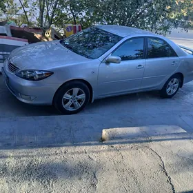 Toyota Camry 2004