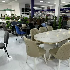 КУХОННЫЙ СТОЛ И СТУЛЬЯ