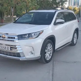 Toyota Highlander 2017