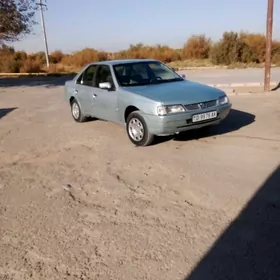 Peugeot 405 2005
