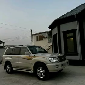 Toyota Land Cruiser 2004