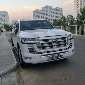 Toyota Land Cruiser 2022