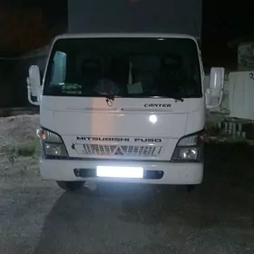 Toyota Hiace 2008