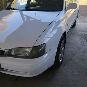 Toyota Carina 1995