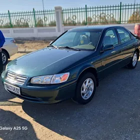 Toyota Camry 2000