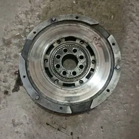 маховик двухмасовый