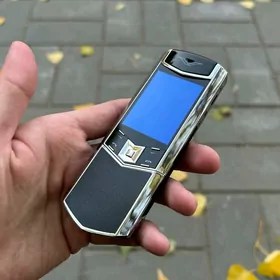 TELEFON VERTU SIGNATURE