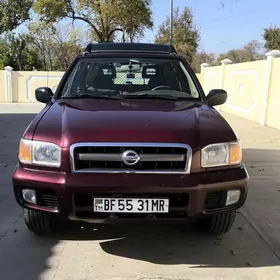 Nissan Pathfinder 2002