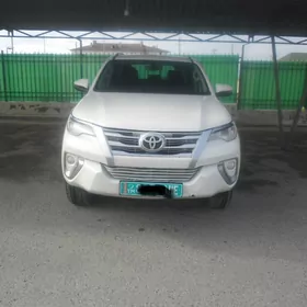 Toyota Fortuner 2018