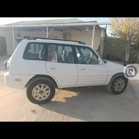Toyota RAV4 1999