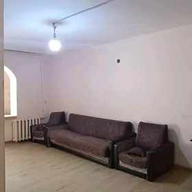 5 МКР 1 КОМНАТНАЯ