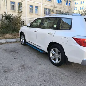 Toyota Highlander 2010