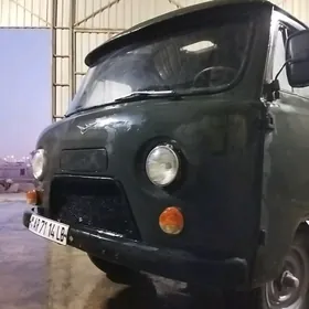 UAZ 2206 1987