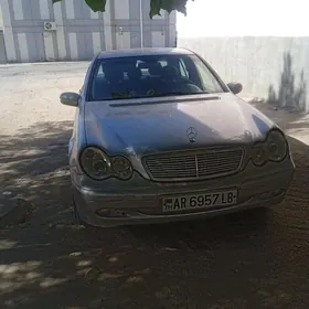 Mercedes-Benz C250 2002