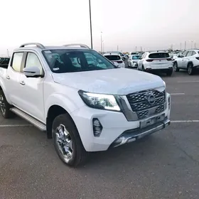 Nissan Navara 2025