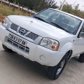 Nissan Navara 2011
