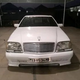 Mercedes-Benz 500E 1995