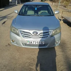 Toyota Camry 2010