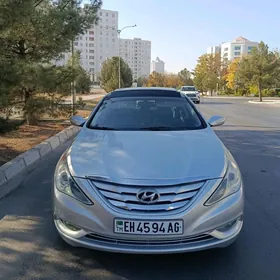 Hyundai Sonata 2011