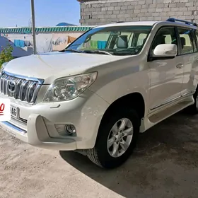 Toyota Land Cruiser Prado 2012