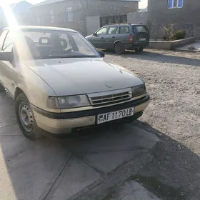 Opel Vectra 1992