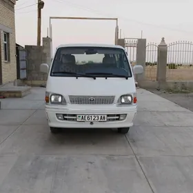 Toyota Hiace 2001