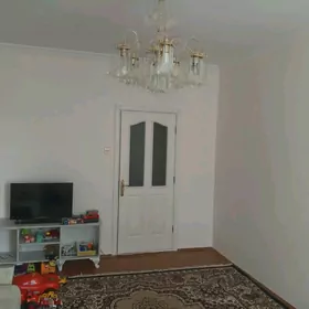 МИР 3,  9/2 ЭТАЖ, 3 КОМНАТНАЯ