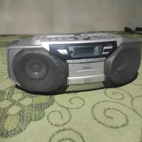 Магнитофон  Samsung