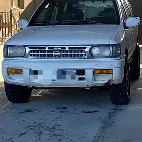 Nissan Pathfinder 1998