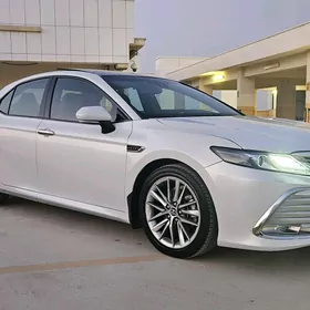 Toyota Camry 2024
