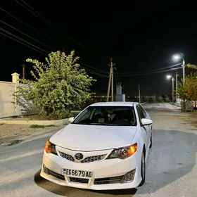 Toyota Camry 2013
