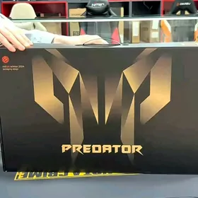 Predator 16" OLED RTX5090 24GB