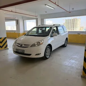 Toyota Sienna 2008