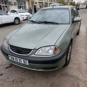 Toyota Avensis 2002