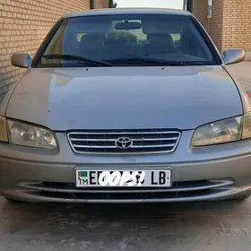 Toyota Camry 1998