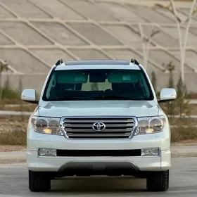 Toyota Land Cruiser 2010