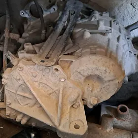 korobka toýota haýlander 3-lik