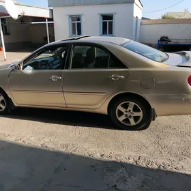 Toyota Camry 2003