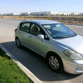 Nissan Versa 2010