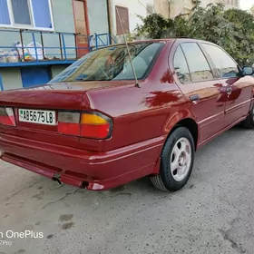 Nissan Primera 1995
