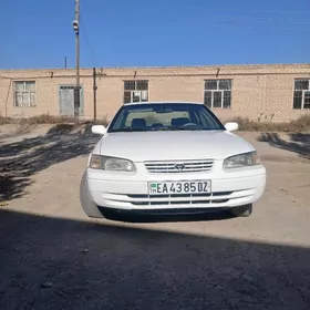 Toyota Camry 1998