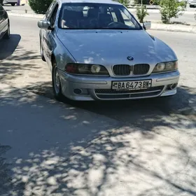 BMW E39 2000