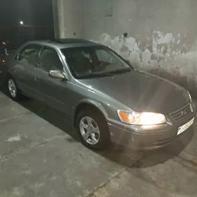Toyota Camry 1998