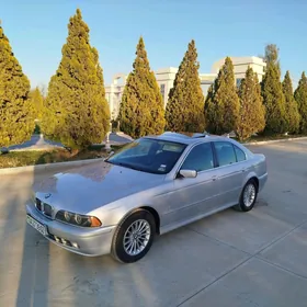 BMW E39 2001