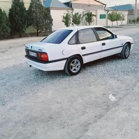 Opel Vectra 1989